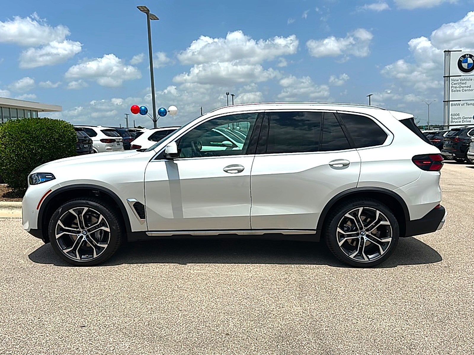2026 BMW X5 sDrive40i
