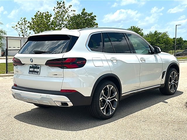 2026 BMW X5 sDrive40i