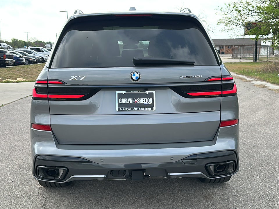 2026 BMW X7 xDrive40i