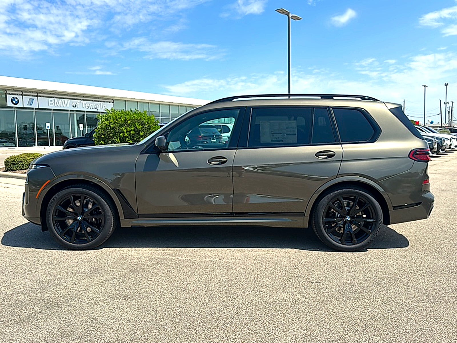 2027 BMW X7 xDrive40i