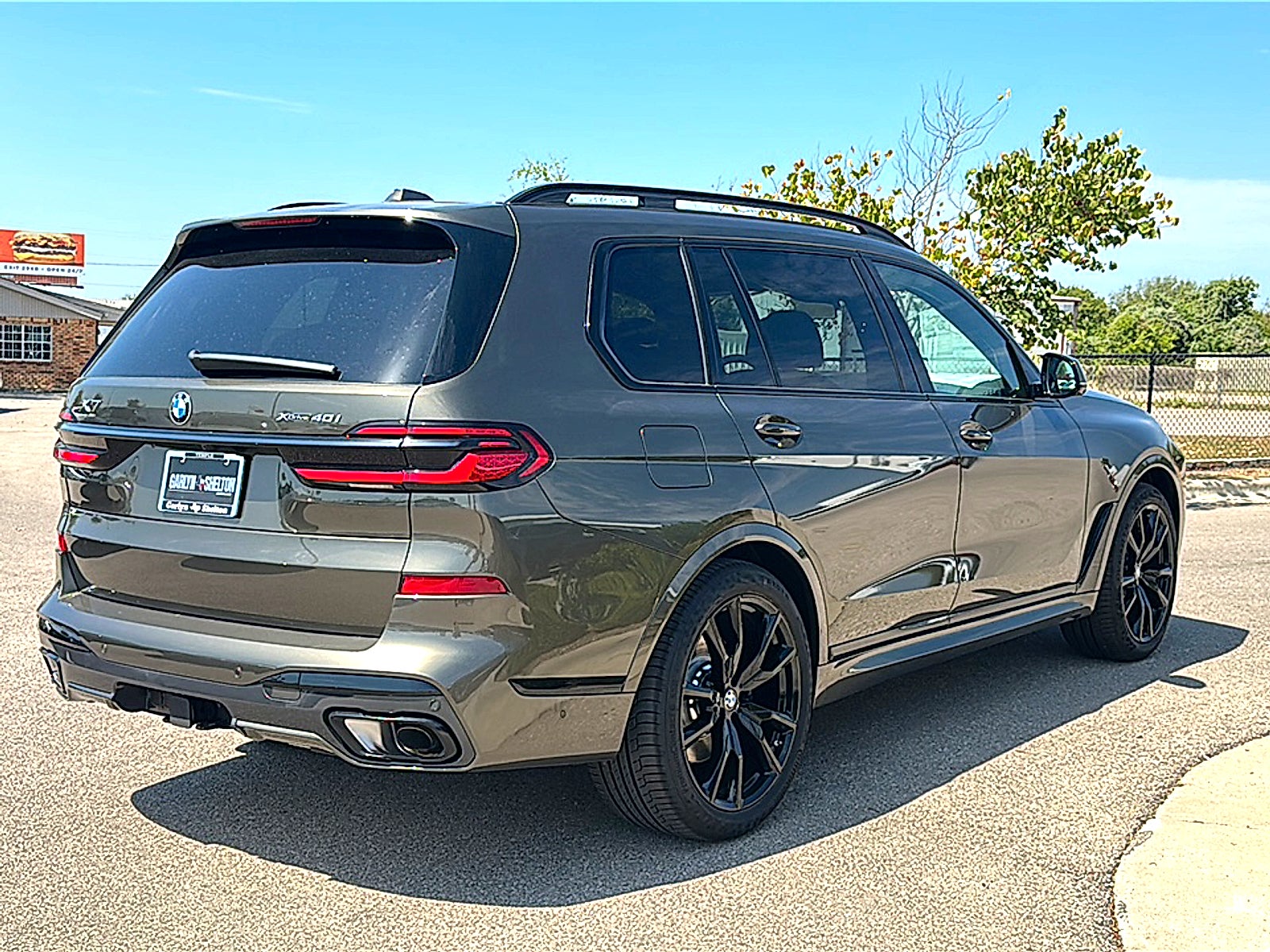 2027 BMW X7 xDrive40i