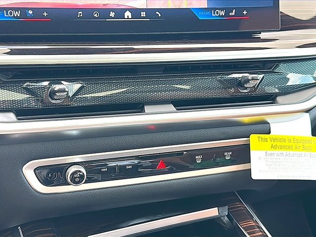 2027 BMW X7 xDrive40i