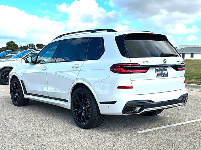 2027 BMW X7 xDrive40i