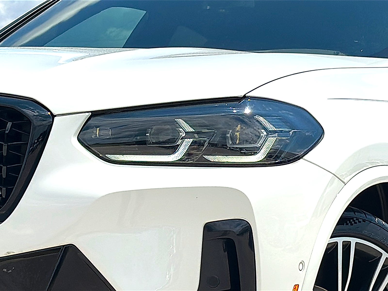 2024 BMW X4 xDrive30i