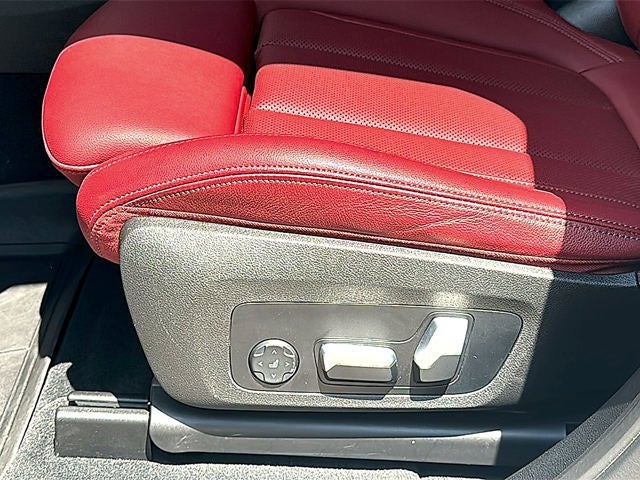 2024 BMW X4 xDrive30i