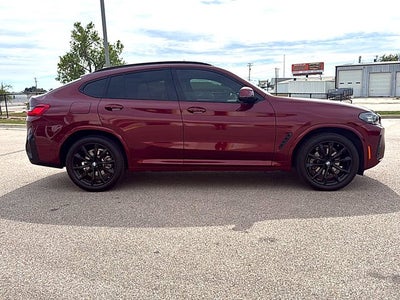 2024 BMW X4 xDrive30i