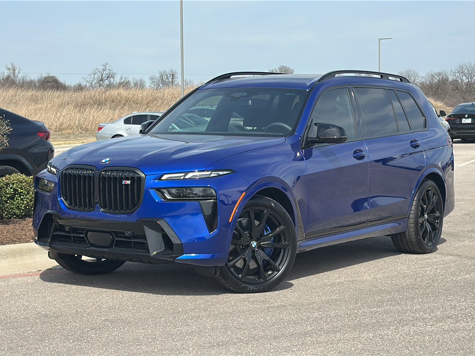 2025 BMW X7 M60i