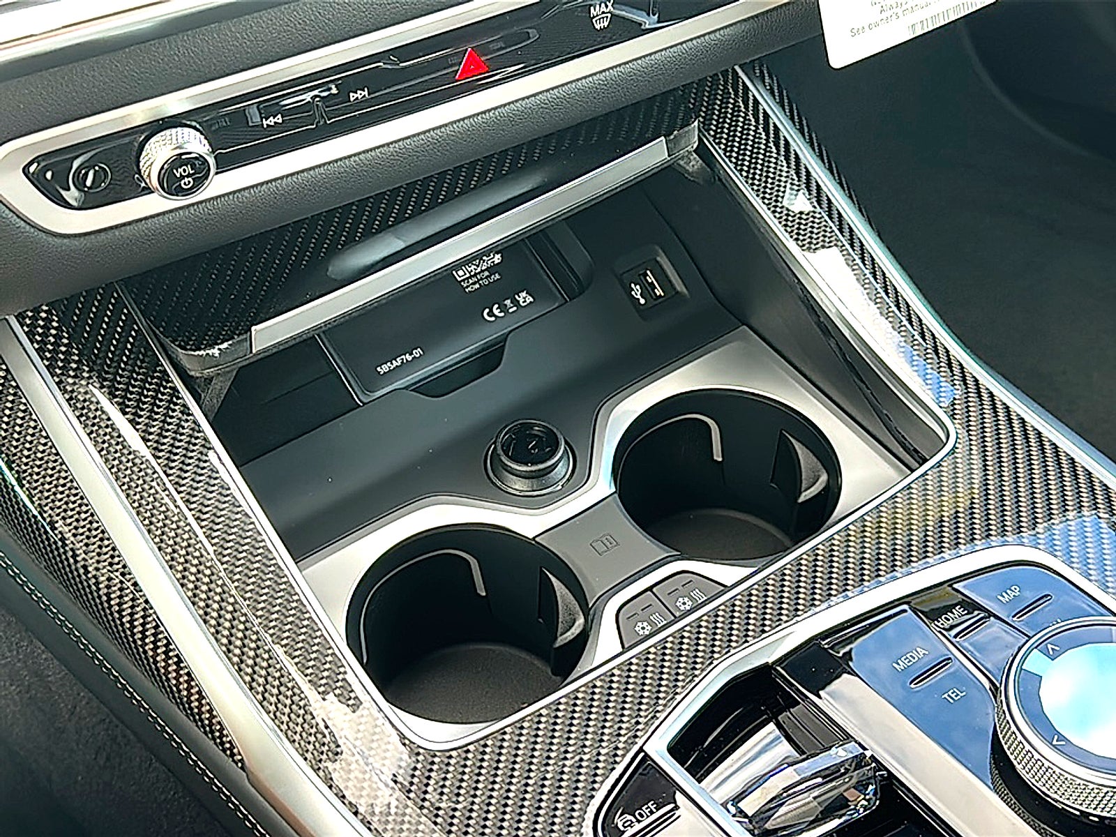 2027 BMW X7 M60i