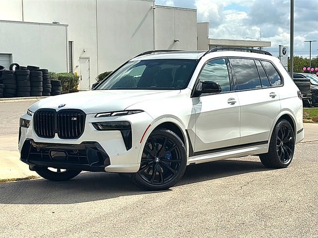 2027 BMW X7 M60i