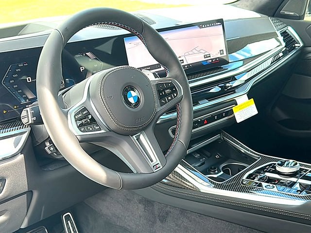 2027 BMW X7 M60i