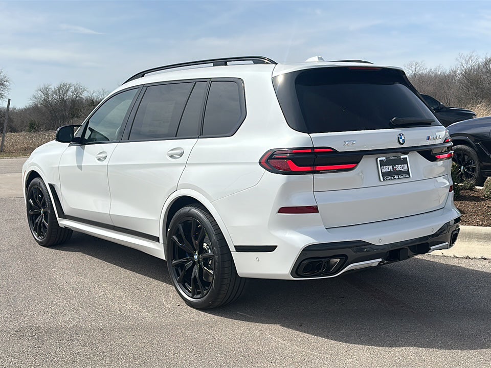 2026 BMW X7 M60i