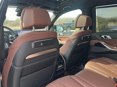 2026 BMW X7 M60i