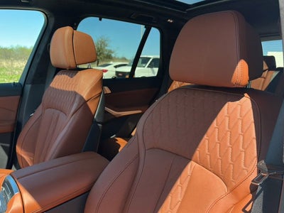 2026 BMW X5 M60i