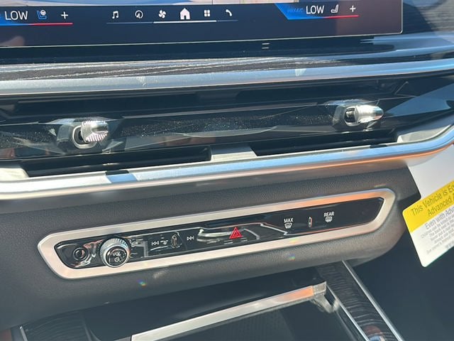 2026 BMW X5 M60i