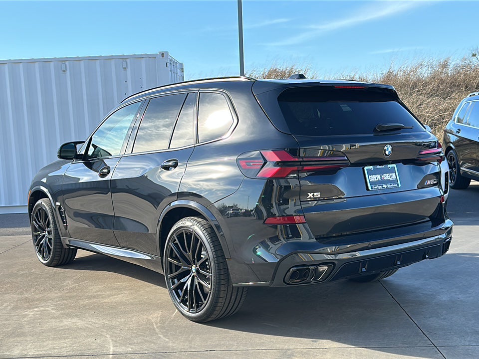 2026 BMW X5 M60i