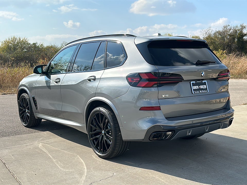 2026 BMW X5 M60i