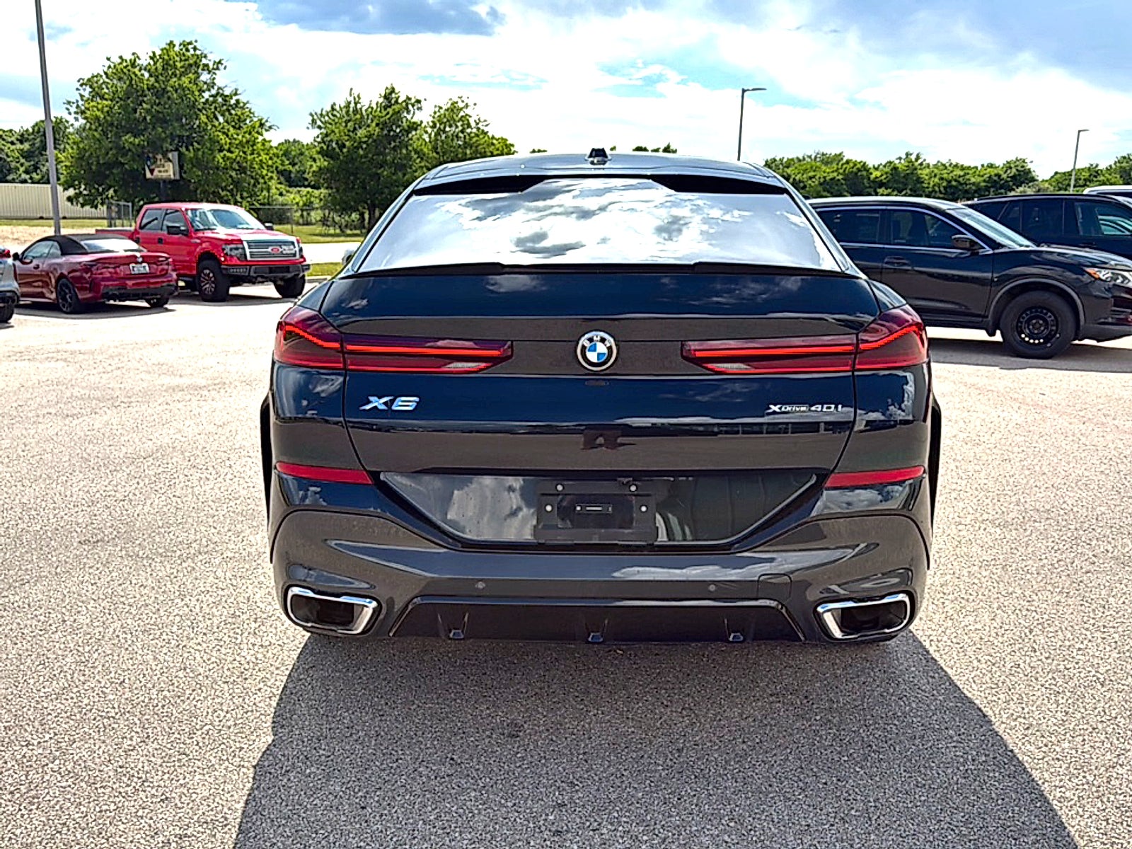 2024 BMW X6 xDrive40i