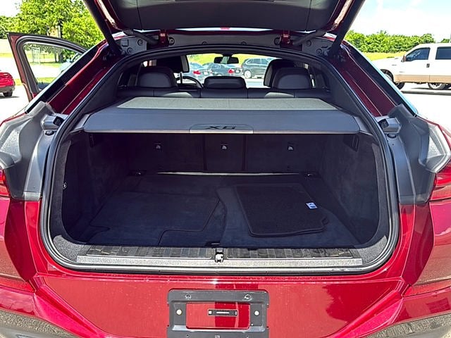 2025 BMW X6 xDrive40i
