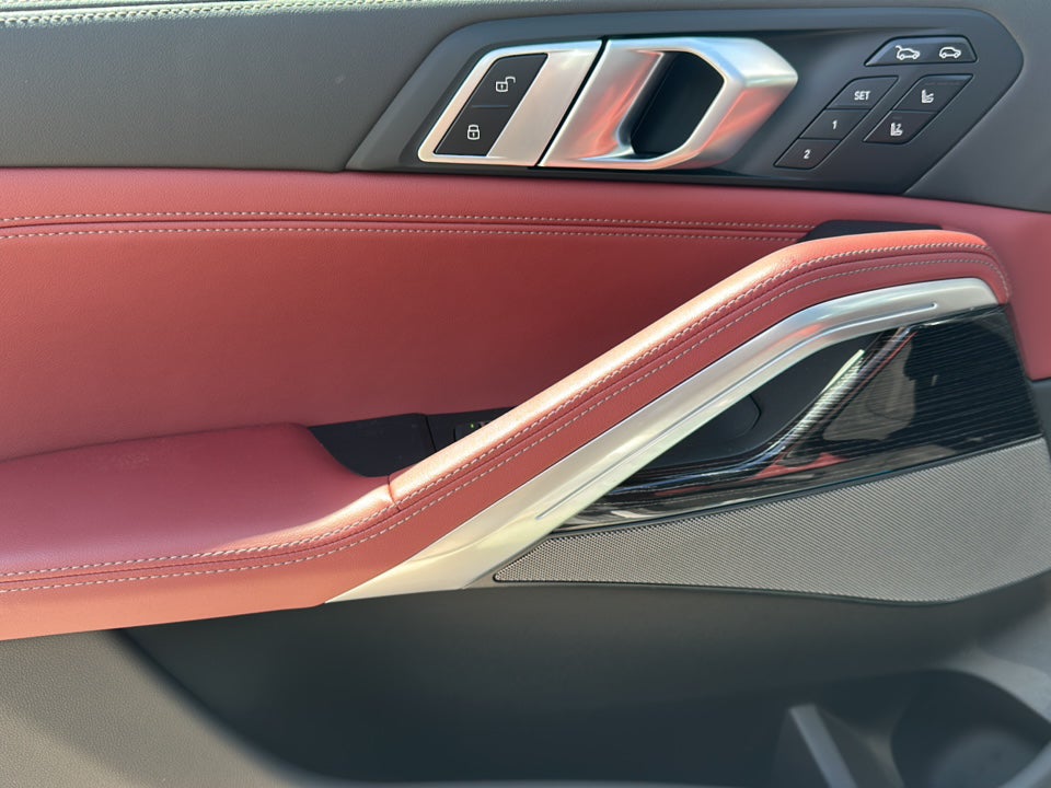 2026 BMW X6 xDrive40i