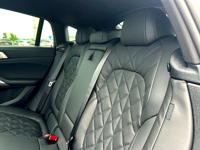 2027 BMW X6 xDrive40i