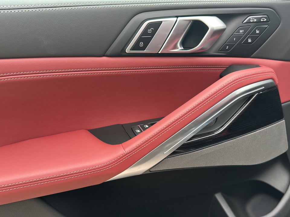 2027 BMW X6 xDrive40i