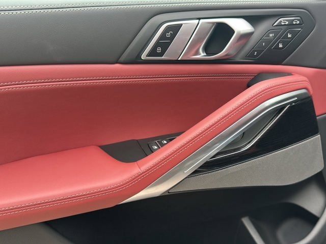 2027 BMW X6 xDrive40i