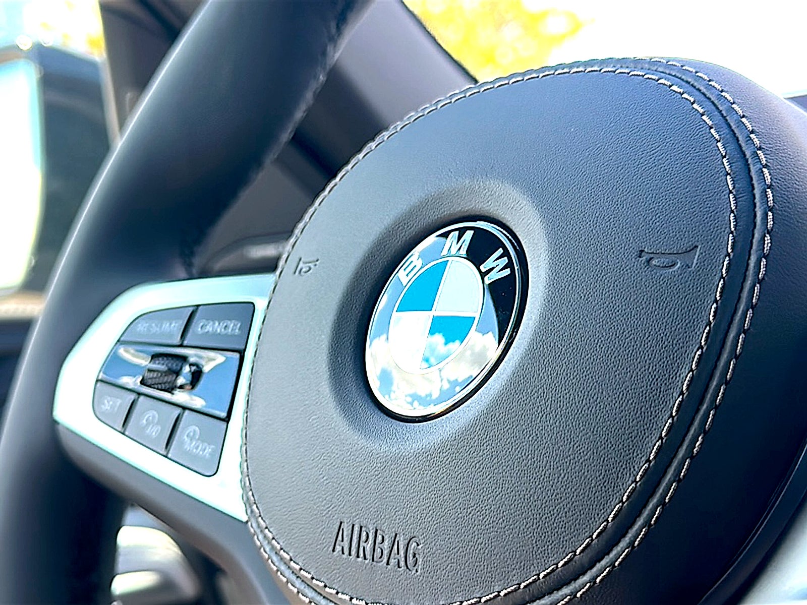 2027 BMW X6 xDrive40i