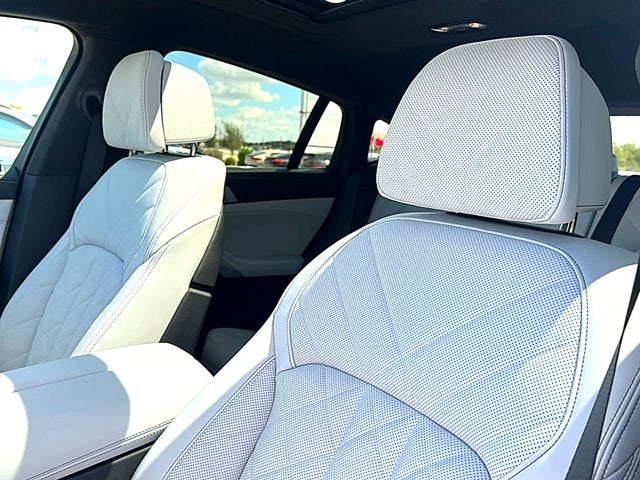 2027 BMW X6 xDrive40i