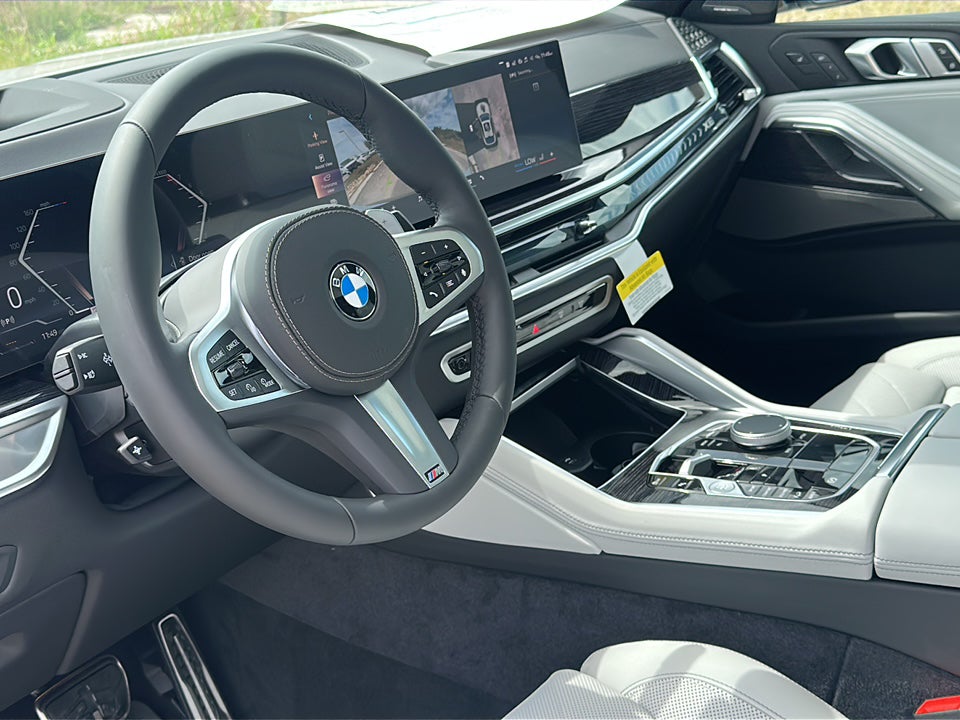 2026 BMW X6 xDrive40i