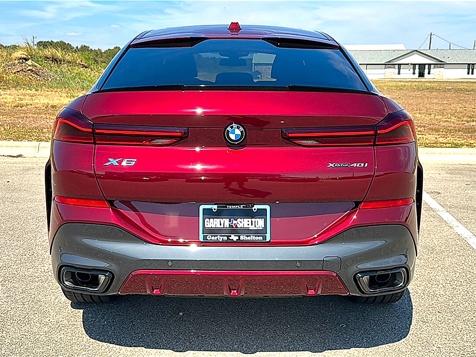 2027 BMW X6 xDrive40i