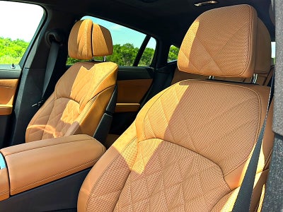 2027 BMW X6 xDrive40i