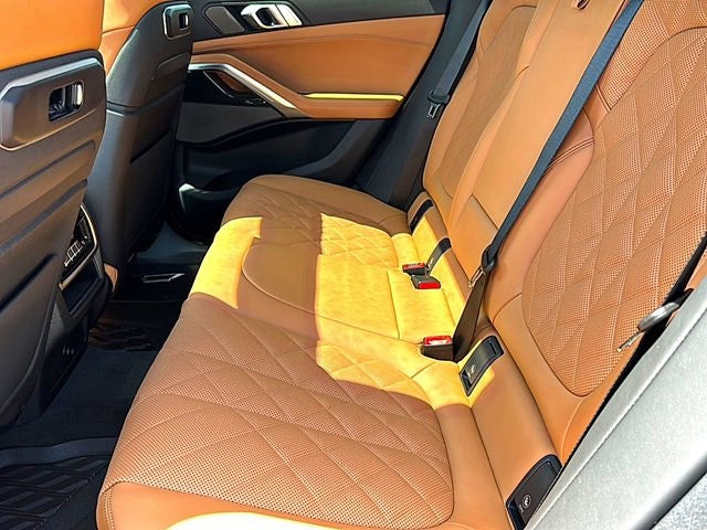 2027 BMW X6 xDrive40i
