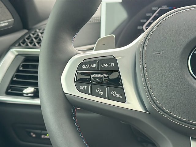 2027 BMW X6 M60i
