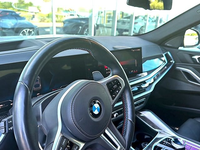 2025 BMW X6 M60i