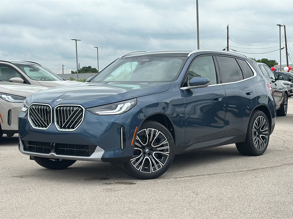 2026 BMW X3 30 XDRIVE's photo