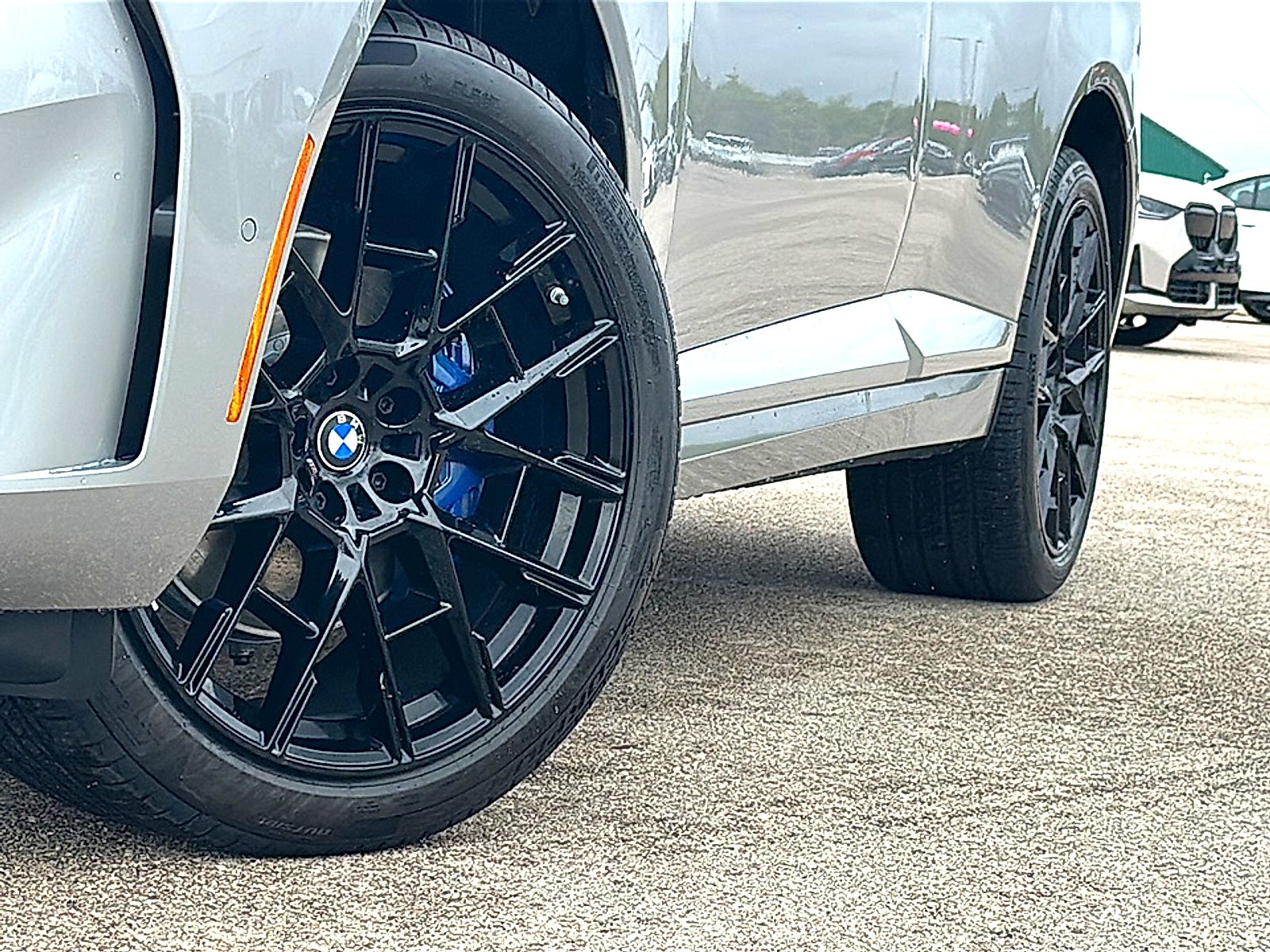 2027 BMW X5 40 xDrive