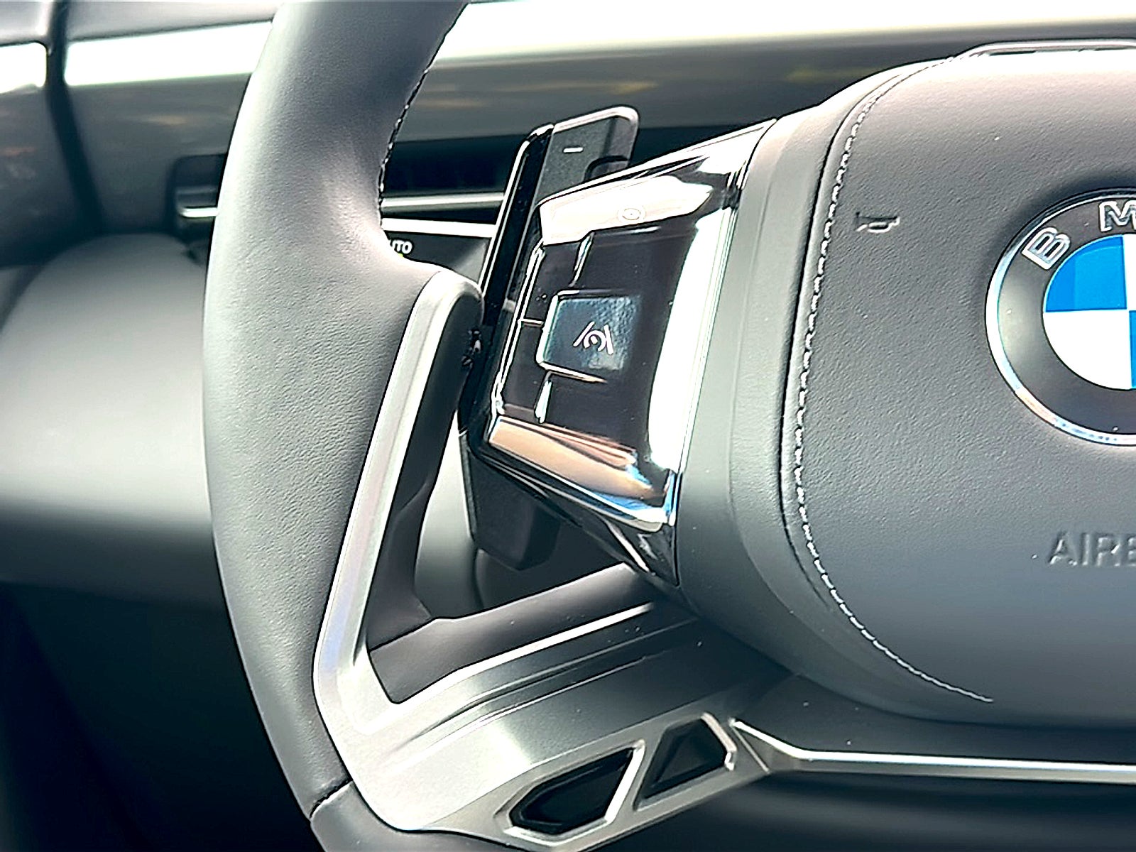 2027 BMW X5 40 xDrive