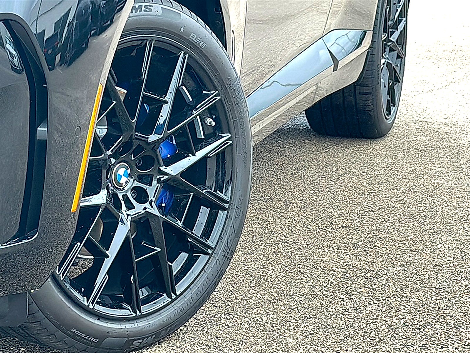 2027 BMW X5 40 xDrive