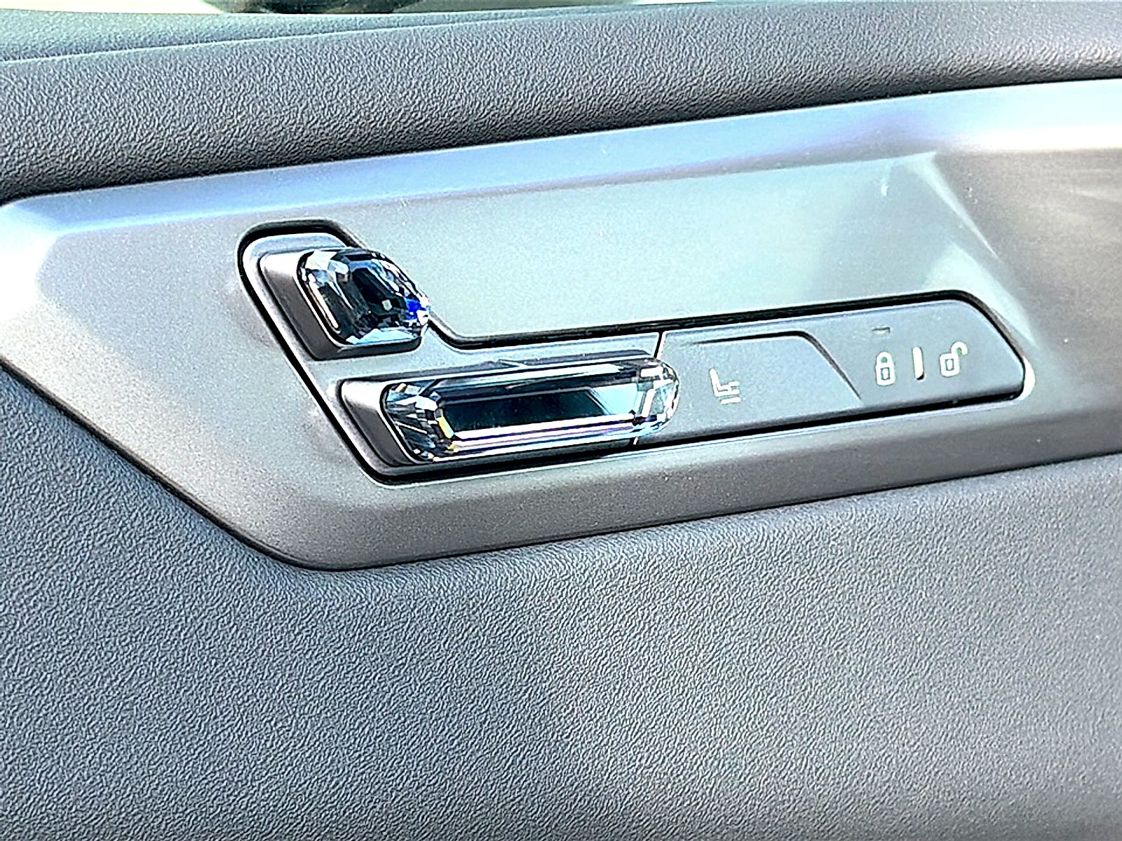 2027 BMW X5 40 xDrive