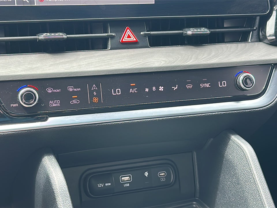 2025 Kia Sportage X-Pro Prestige