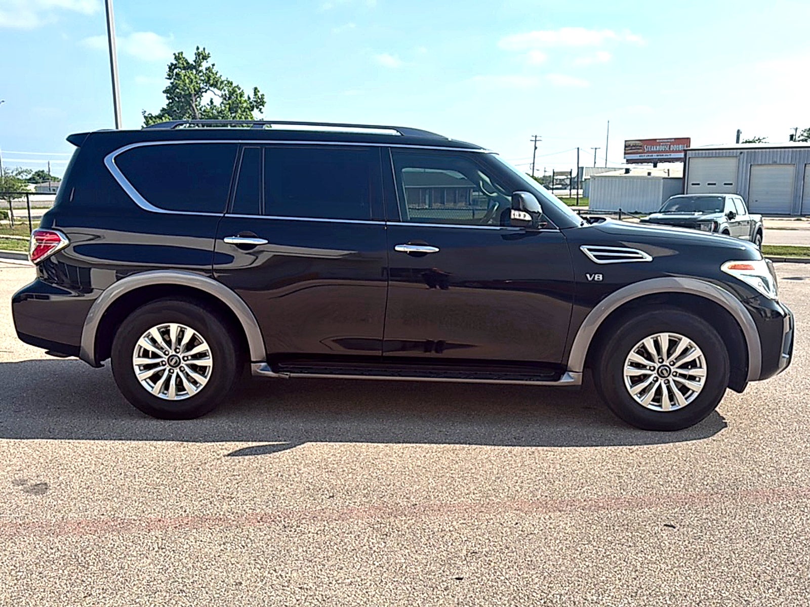 2020 Nissan Armada SV