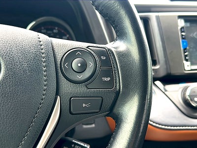 2018 Toyota RAV4 SE