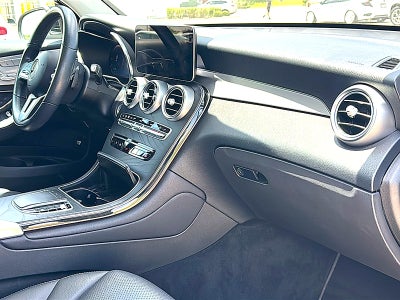 2022 Mercedes-Benz GLC 300 GLC 300