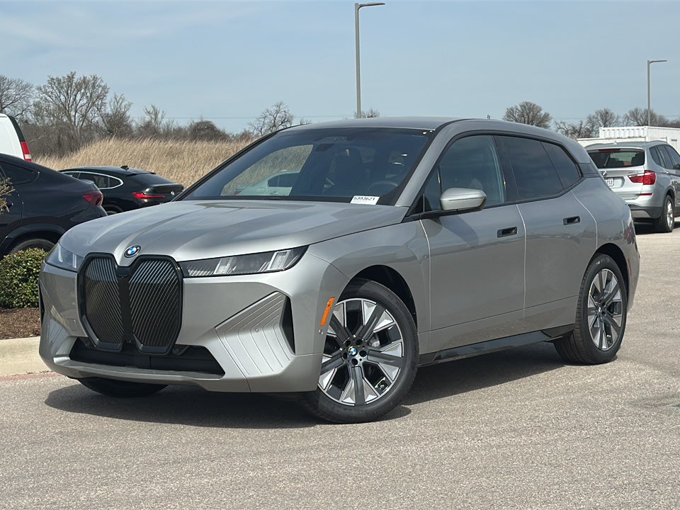 2026 BMW iX xDrive45