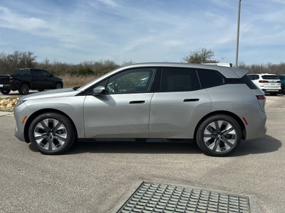 2026 BMW iX xDrive45