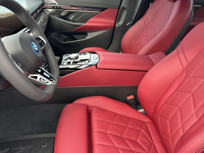 2026 BMW 550e xDrive