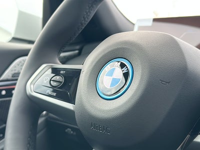 2026 BMW 550e xDrive