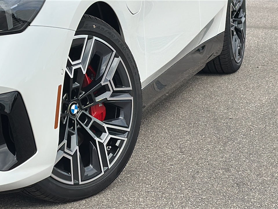 2026 BMW 550e xDrive