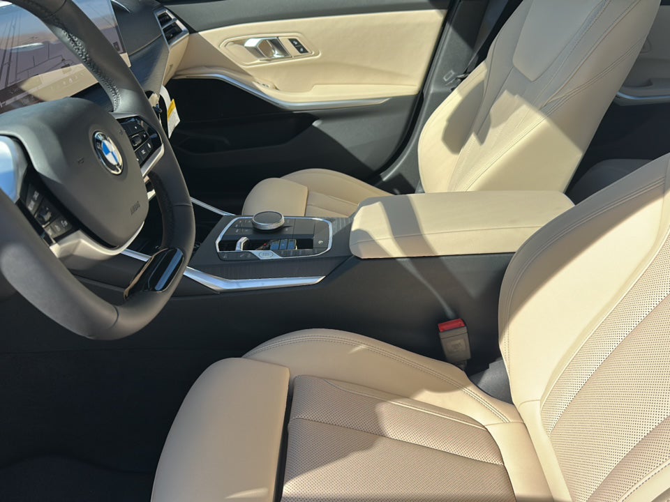 2026 BMW 330i 330i