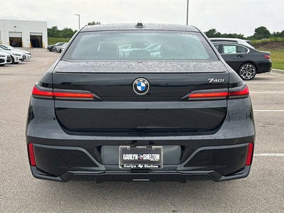 2026 BMW 7 Series 740i
